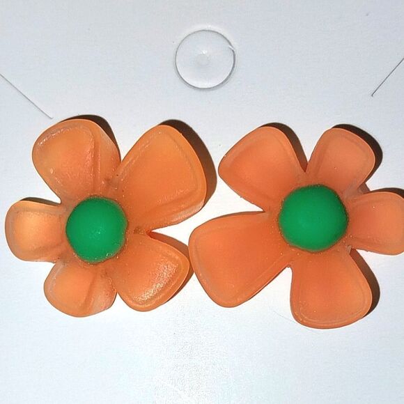 Super cute candy color floral fashion earrings - Picture 3 of 5